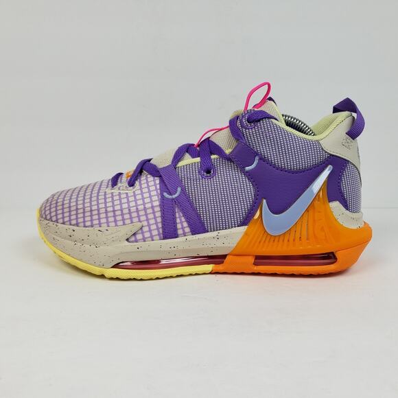 Nike LeBron Witness 7 Boys Size 4.5Y Action Grape Purple Basketball Sneaker Shoe - Picture 3 of 11